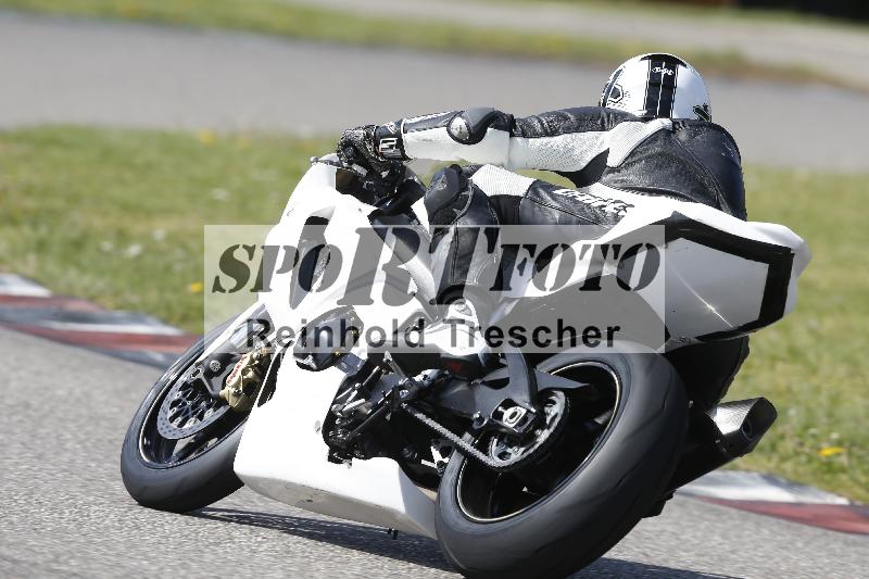 /Archiv-2025/09 22.04.2025 Cornu Master School ADR/rot-rouge/10